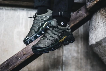 Nike Air VaporMax Plus Khaki