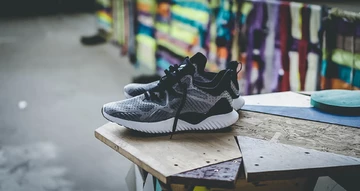 RUN THE GAME: adidas AlphaBOUNCE Beyond - online now!
