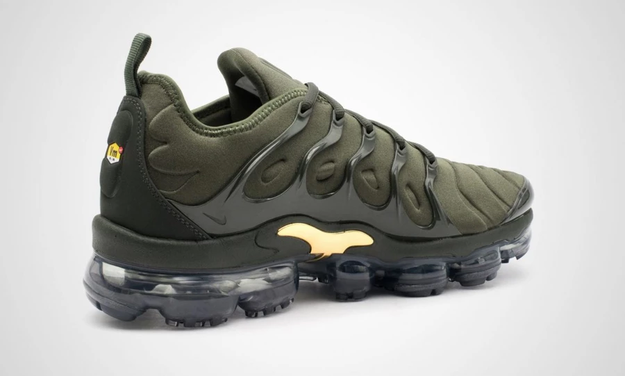 Nike Air VaporMax Plus Khaki 924453-300 Dead Stock