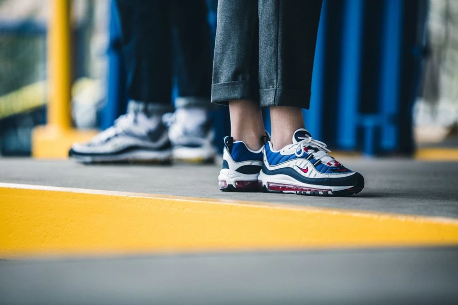 Nike WMNS Air Max 98 Gundam AH6799-100 | Dead Stock