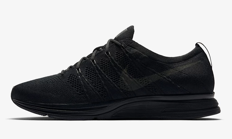 Nike Flyknit Trainer Triple Black Dead Stock