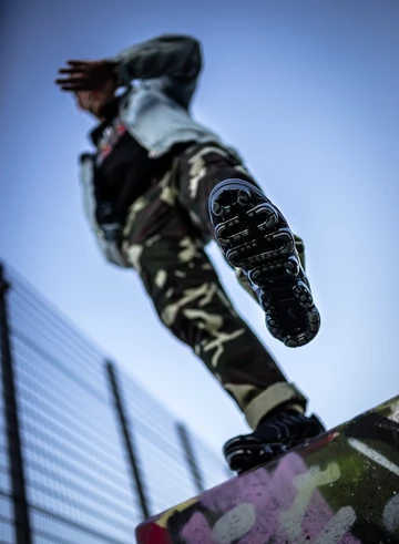 Nike Air VaporMax Plus Triple Black - on feet