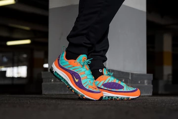Die besten on-feet Bilder des Air Max 98 Miami