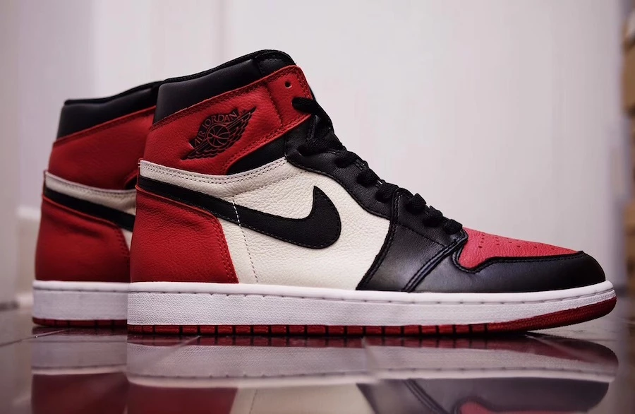 air-jordan-1-bred-toe-2018-2-