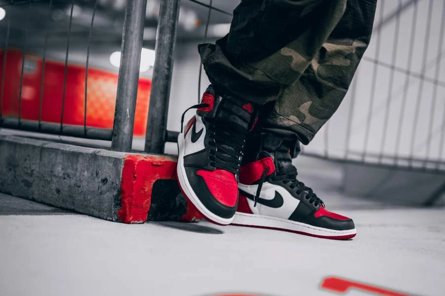 Nike Air Jordan 1 Breed Toe Dead Stock