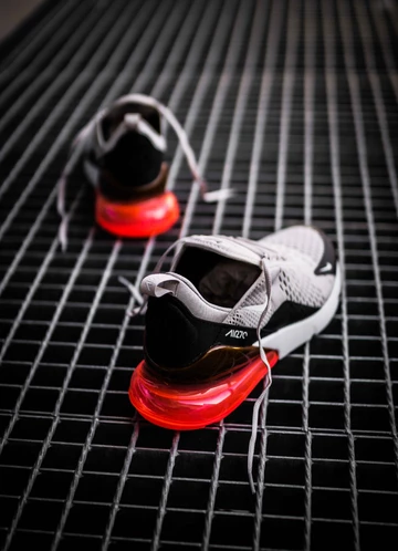 Nike Air Max 270 Hot Punch - detailed look