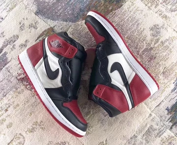 Nike Air Jordan 1 Bred Toe