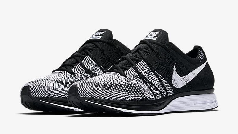 Nike Flyknit Trainer Oreo AH8396 005 Dead Stock