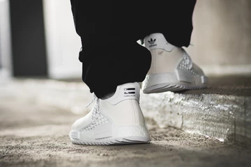 Die besten on-feet Bilder des adidas x Pharrell Hu NMD Trail Ho