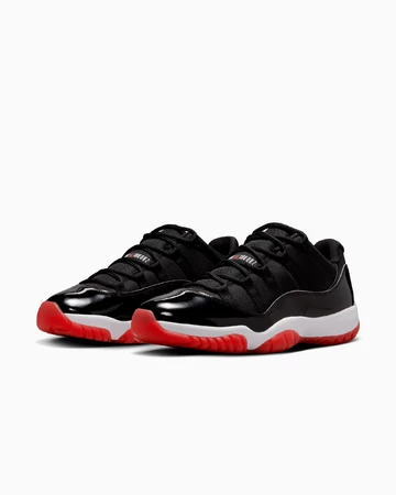 Jordan 11 Low Bred Paar seitlich