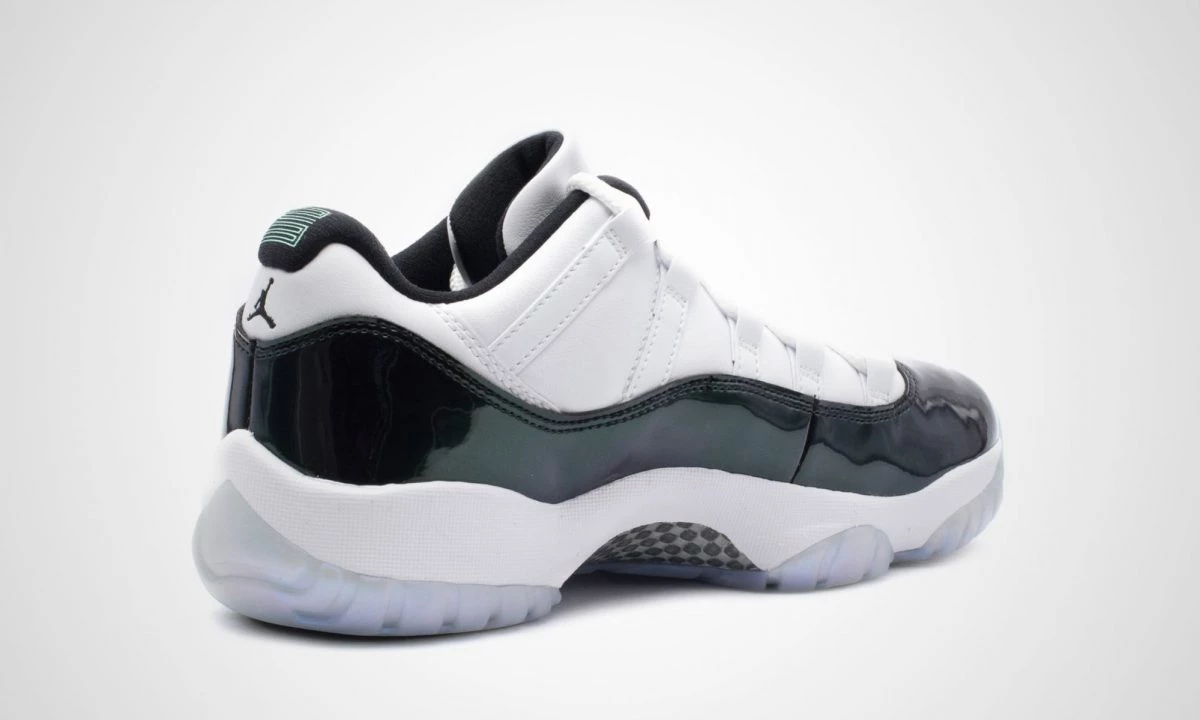 Low top emerald 11s on sale