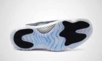 Nike Air Jordan 11 Retro Low Emerald