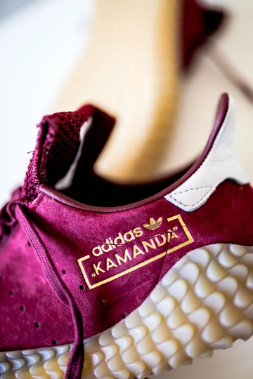 adidas Kamanda Burgundy - detailed look