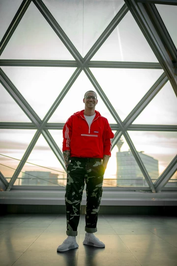 adidas Deerupt Runner All White - on feet