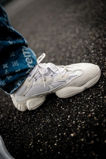 adidas Yeezy 500 Blush - on feet