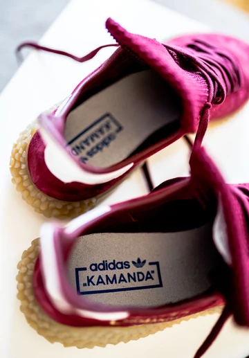 adidas Kamanda Burgundy - detailed look