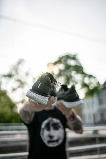 Nike Epic Flyknit React Cargo Khaki