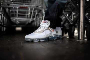 OFF-WHITE x Nike Air VaporMax White - on feet