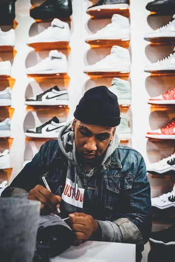 Nike Air Jordan 1 Mid Customization Event by SNIPES - Photo Recap