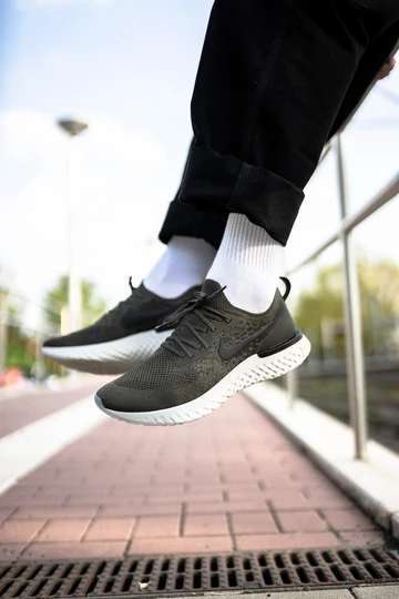 Nike Epic Flyknit React Cargo Khaki