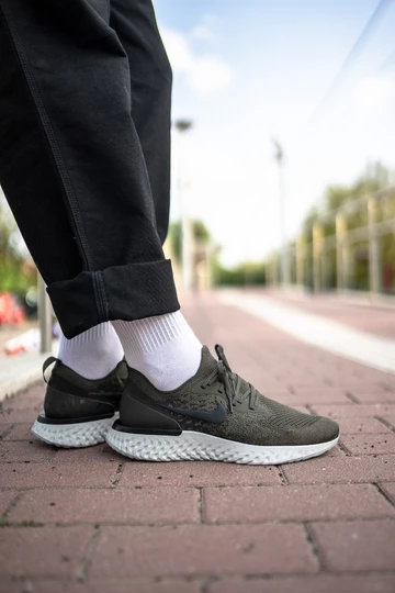 Nike Epic Flyknit React Cargo Khaki