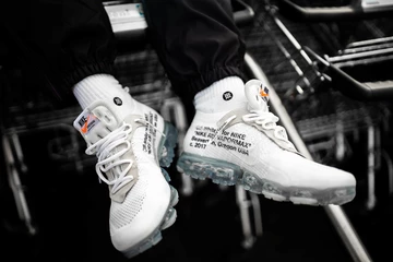 OFF-WHITE x Nike Air VaporMax White - on feet