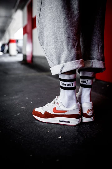 Am Fuß: Nike Air Max 1 Mars Stone