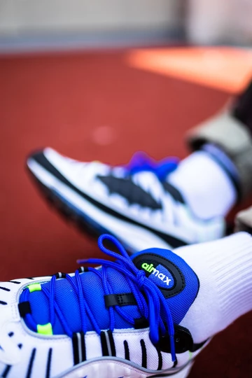 Am Fuß: Nike Air Max 98 Racer Blue