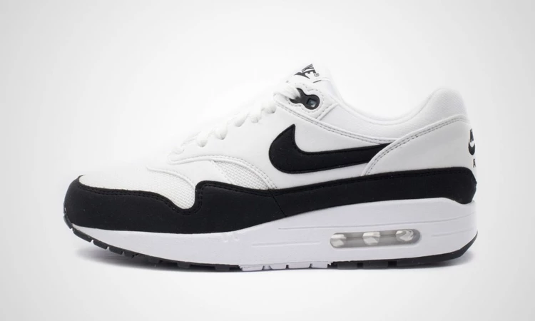 Nike air max 1 white white black hotsell