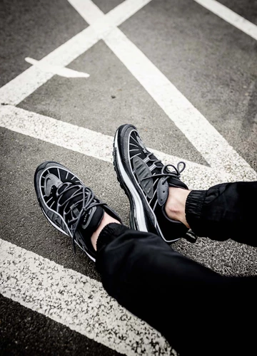 Nike Air Max 98 SE - LPU & on feet