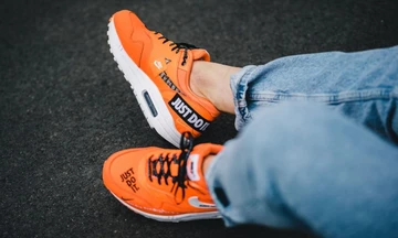 Nike WMNS Air Max 1 Lux Just Do It Pack Orange