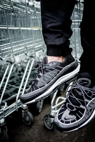 Nike Air Max 98 SE - LPU & on feet