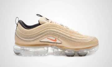 Nike WMNS Air VaporMax 97 Gold