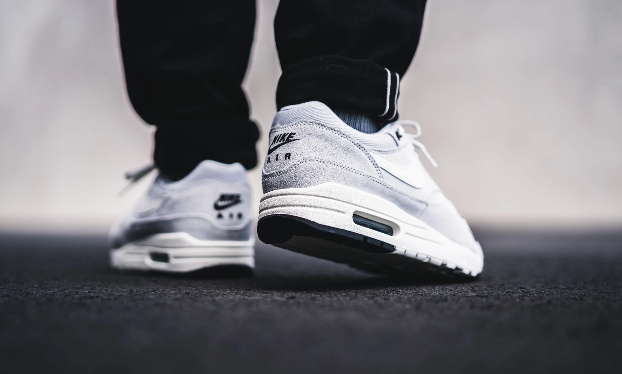 Nike Air Max 1 Mini Swoosh Dead Stock