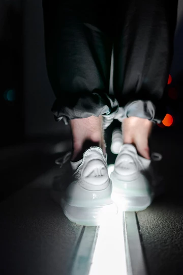 Nike Air Max 270 Flyknit - on feet