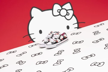 CONVERSE x HELLO KITTY Collection