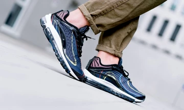 Nike WMNS Air Max Deluxe Black