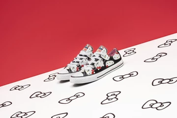 CONVERSE x HELLO KITTY Collection