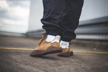 adidas Kamanda Brown