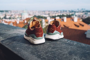 KangaROOS x Footshop Ultimate 3 The City Of A Hundred Spires