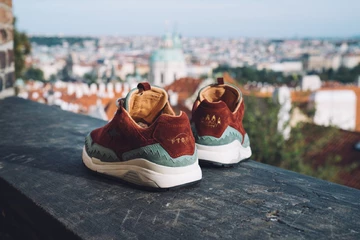 KangaROOS x Footshop Ultimate 3 The City Of A Hundred Spires