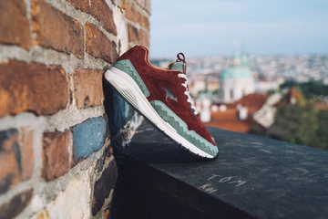 KangaROOS x Footshop Ultimate 3 The City Of A Hundred Spires