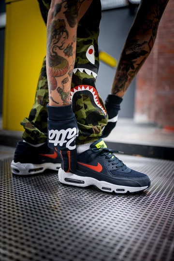 Nike x Patta vs. Nike Tech Pack Weste