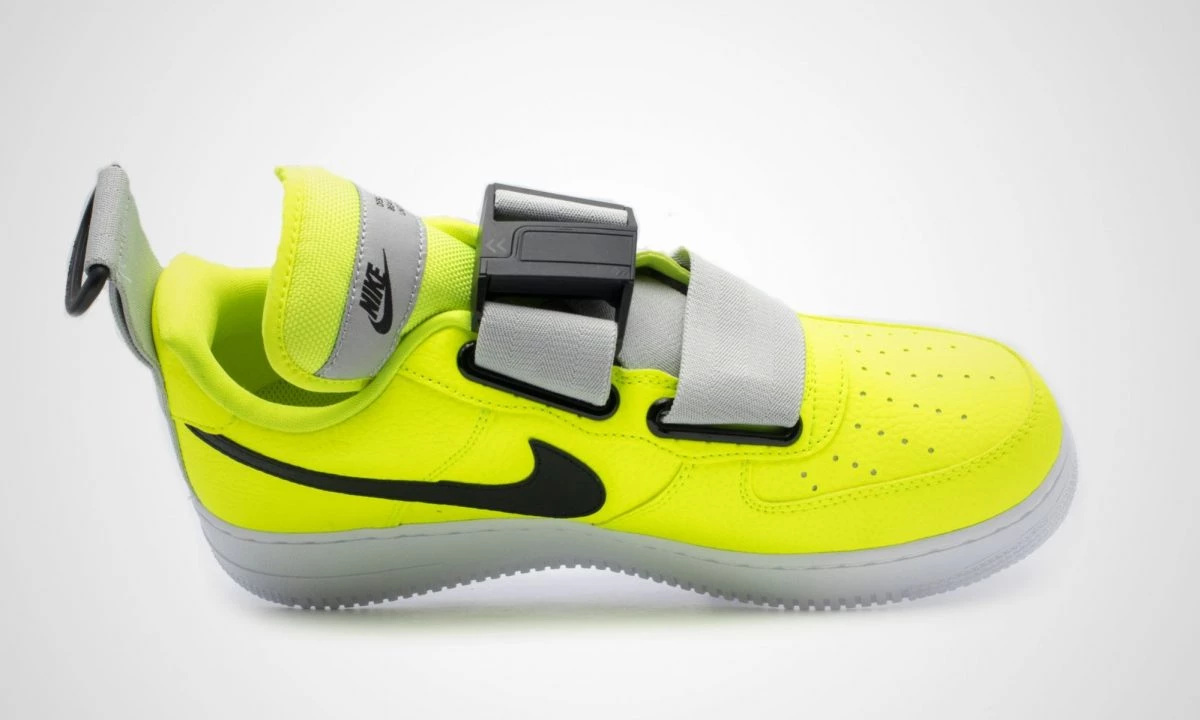 Nike Air Force 1 Utility Volt AO1531 700 Dead Stock