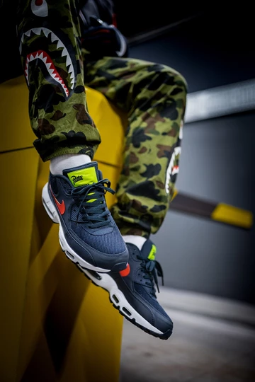 Nike x Patta vs. Nike Tech Pack Weste