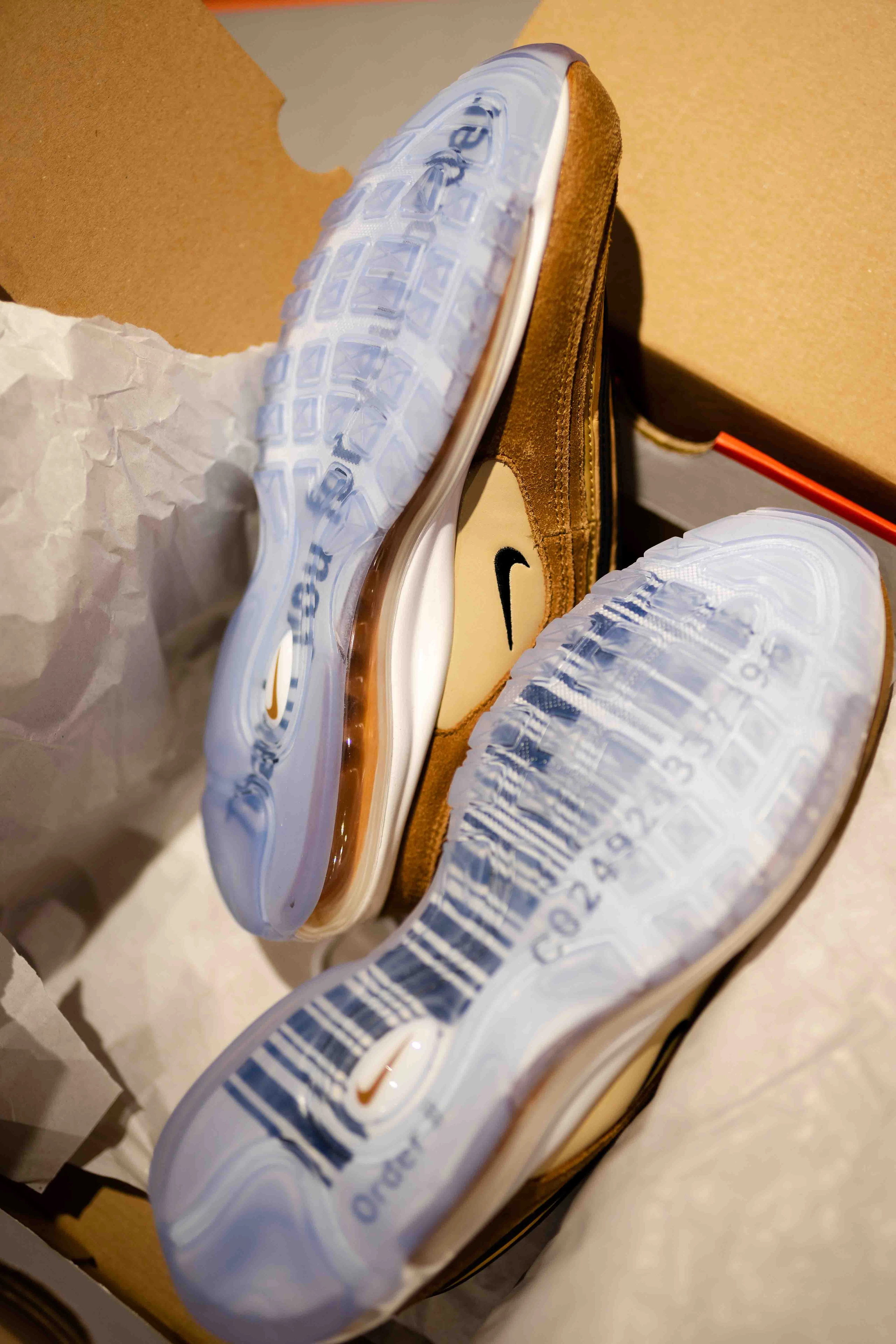 Nike Air Max 97 Shipping Box Gold 921826 201 Dead Stock