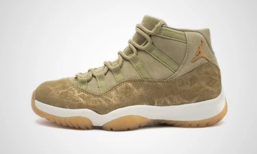 Nike WMNS Air Jordan 11 Retro Olive Lux