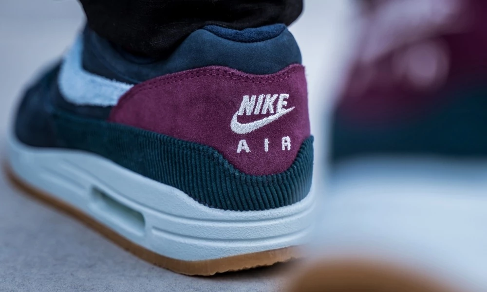 Nike air max 1 premium crepe dark obsidian hotsell