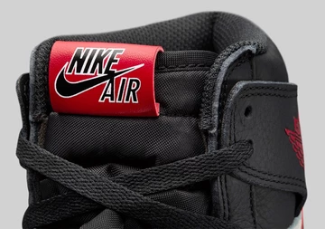 Nike Air Jordan 1 Retro Sports Illustrated