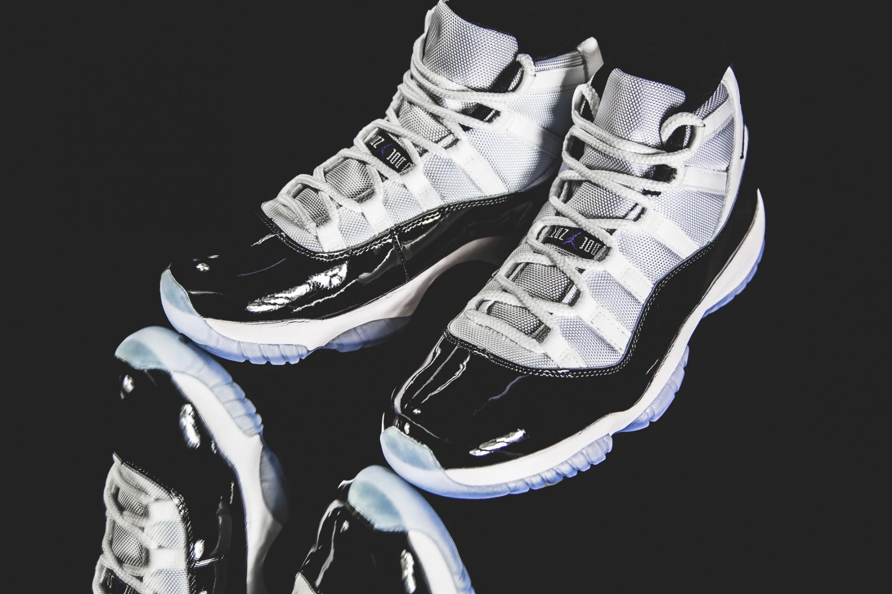 Nike Air Jordan 11 Concord 378037-100 | Dead Stock